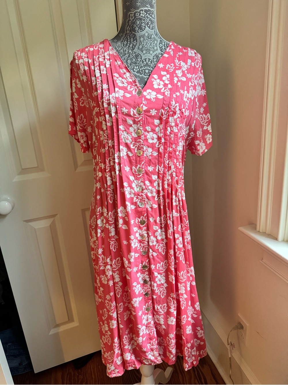 Blair Coral Floral Midi Dress with Button-Front  Sz. L Cottagecore Coquette